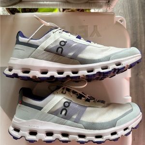 On Cloudvista trail running shoes women’s size 10